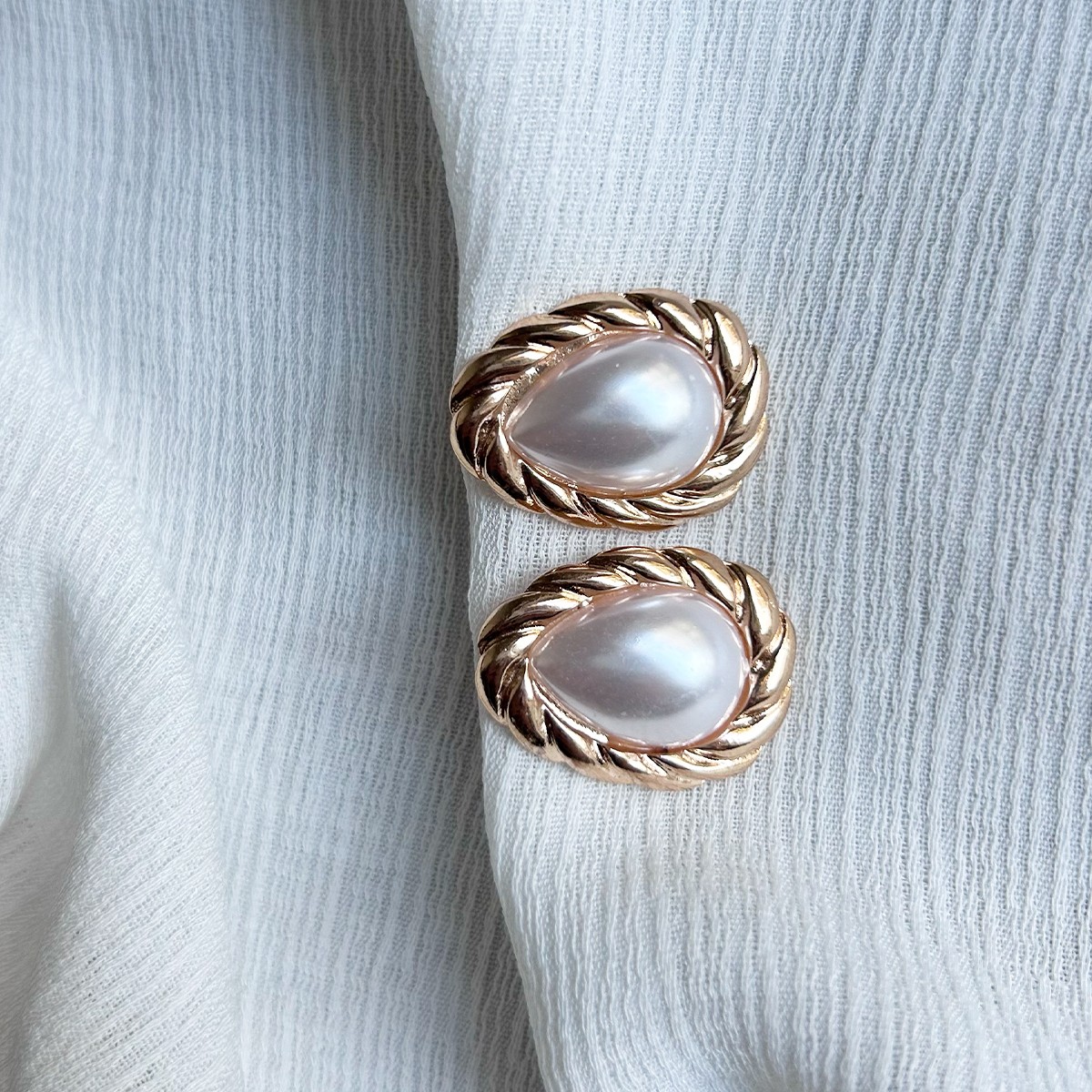 PEARL EARRINGS