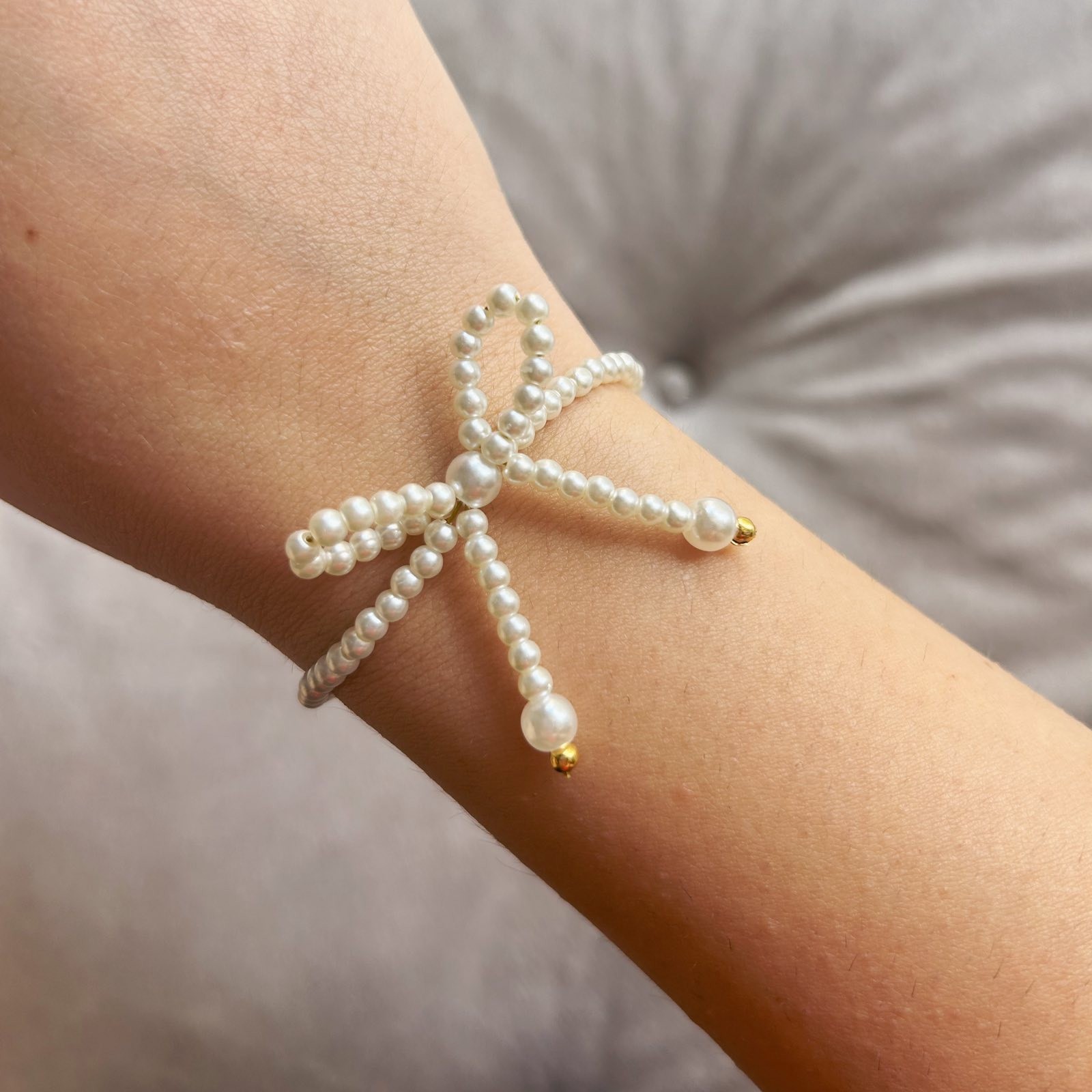 BOW BRACELET