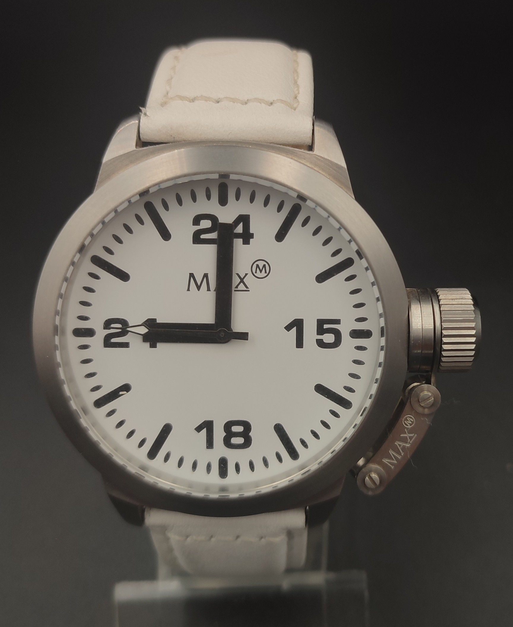 MAX UNISEX