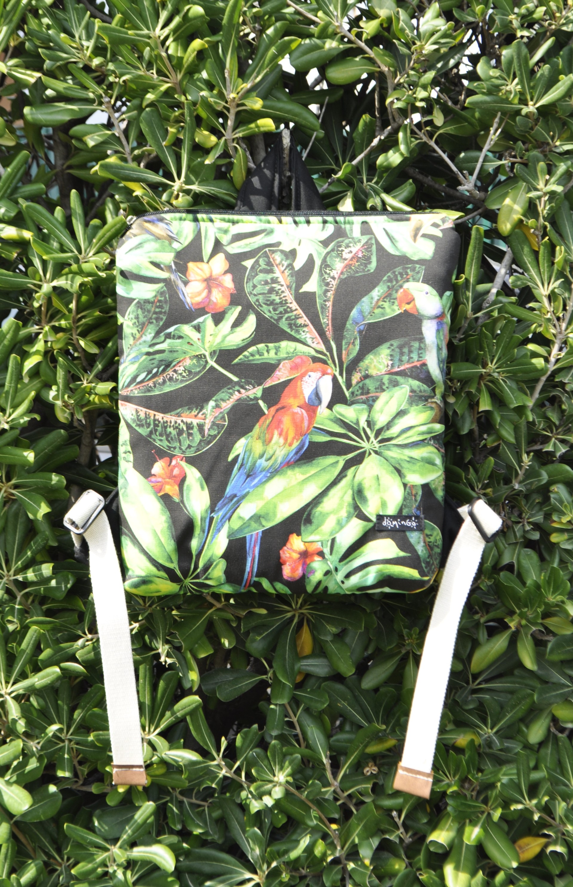 Puffer medium backpack jungle black 02