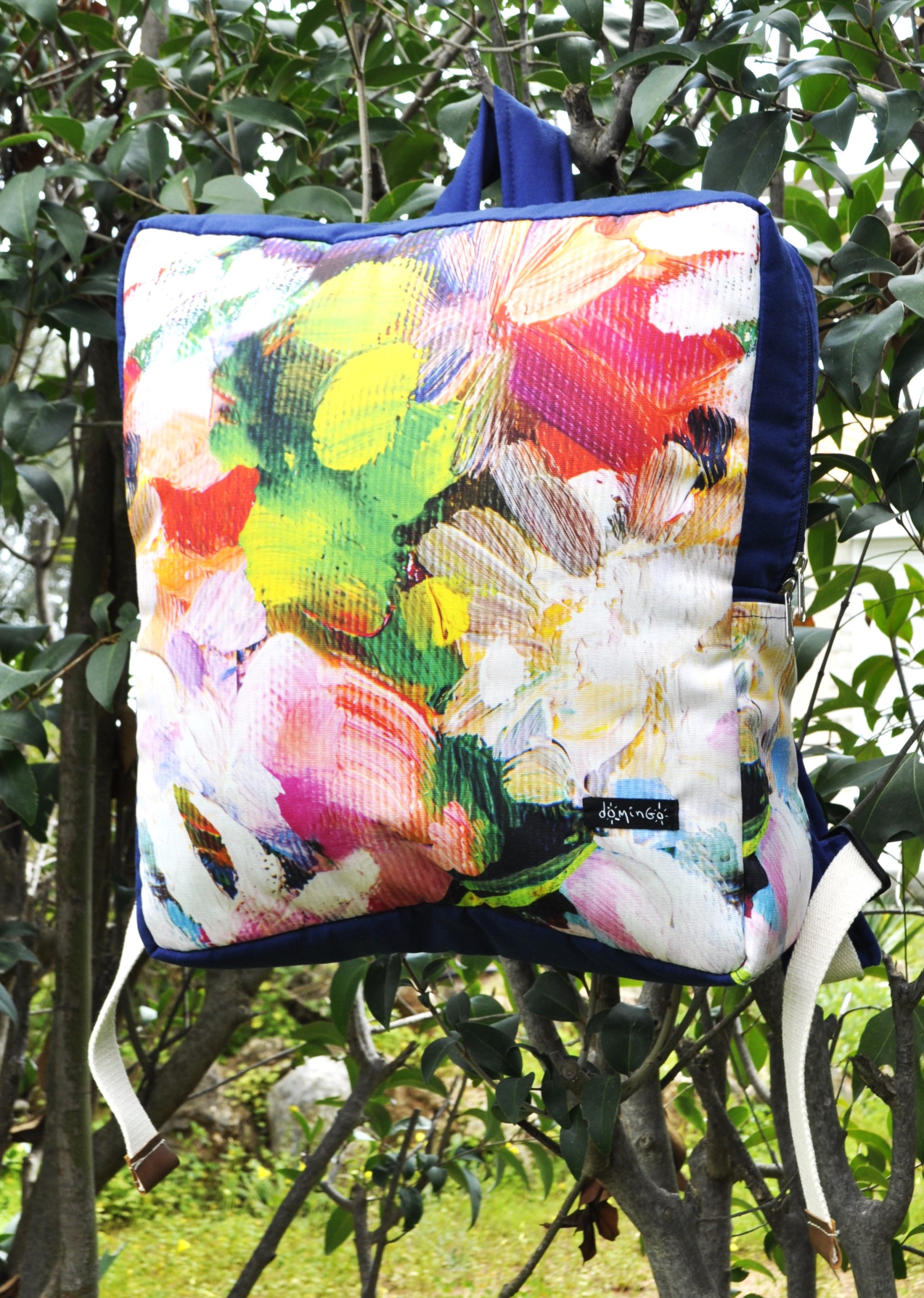 Puffer large backpack flower blue 01