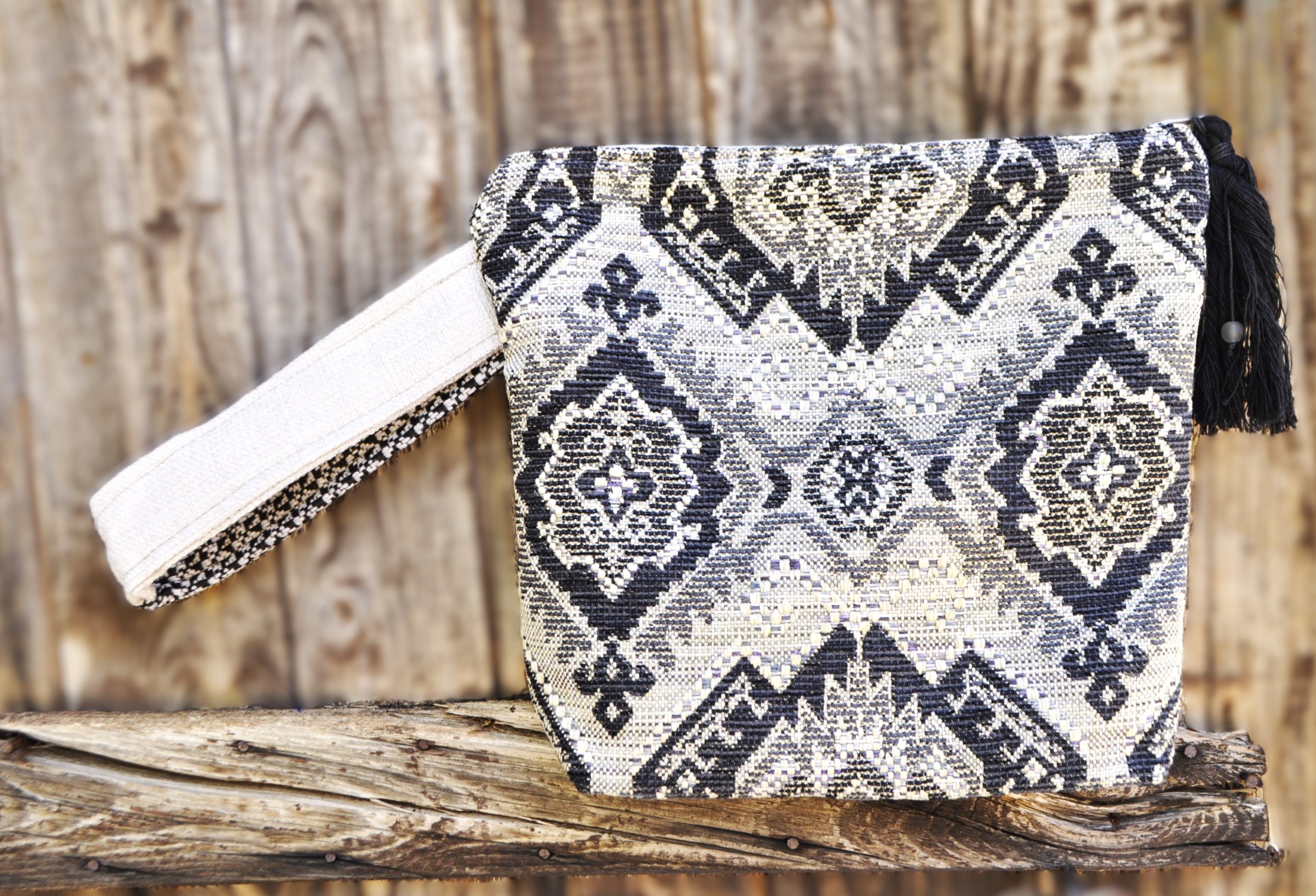 Boho handbag grey black 01