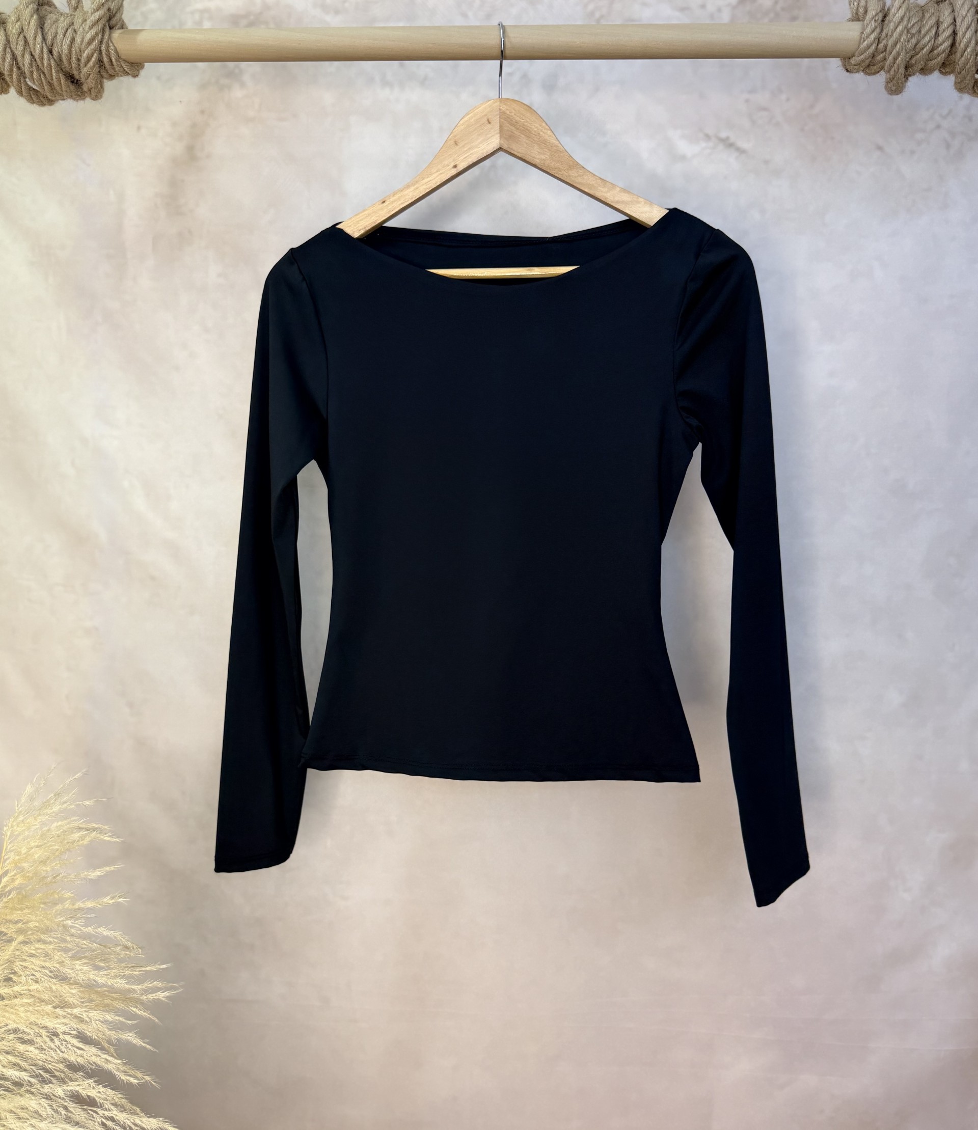 ΜΠΛΟΥΖΑ ΛΙΚΡΑ