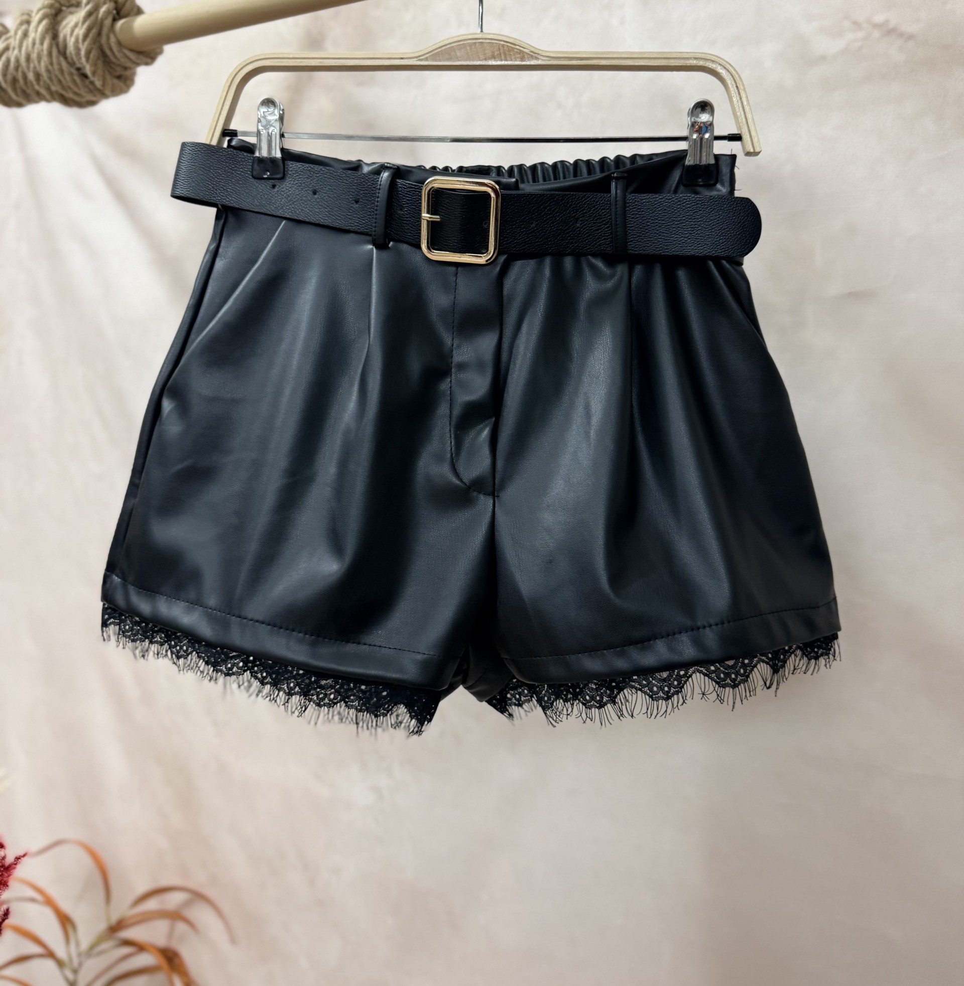 ΔΕΡΜΑΤΙΝΟ ΣΟΡΤΣ ΜΕ ΖΩΝΗ 