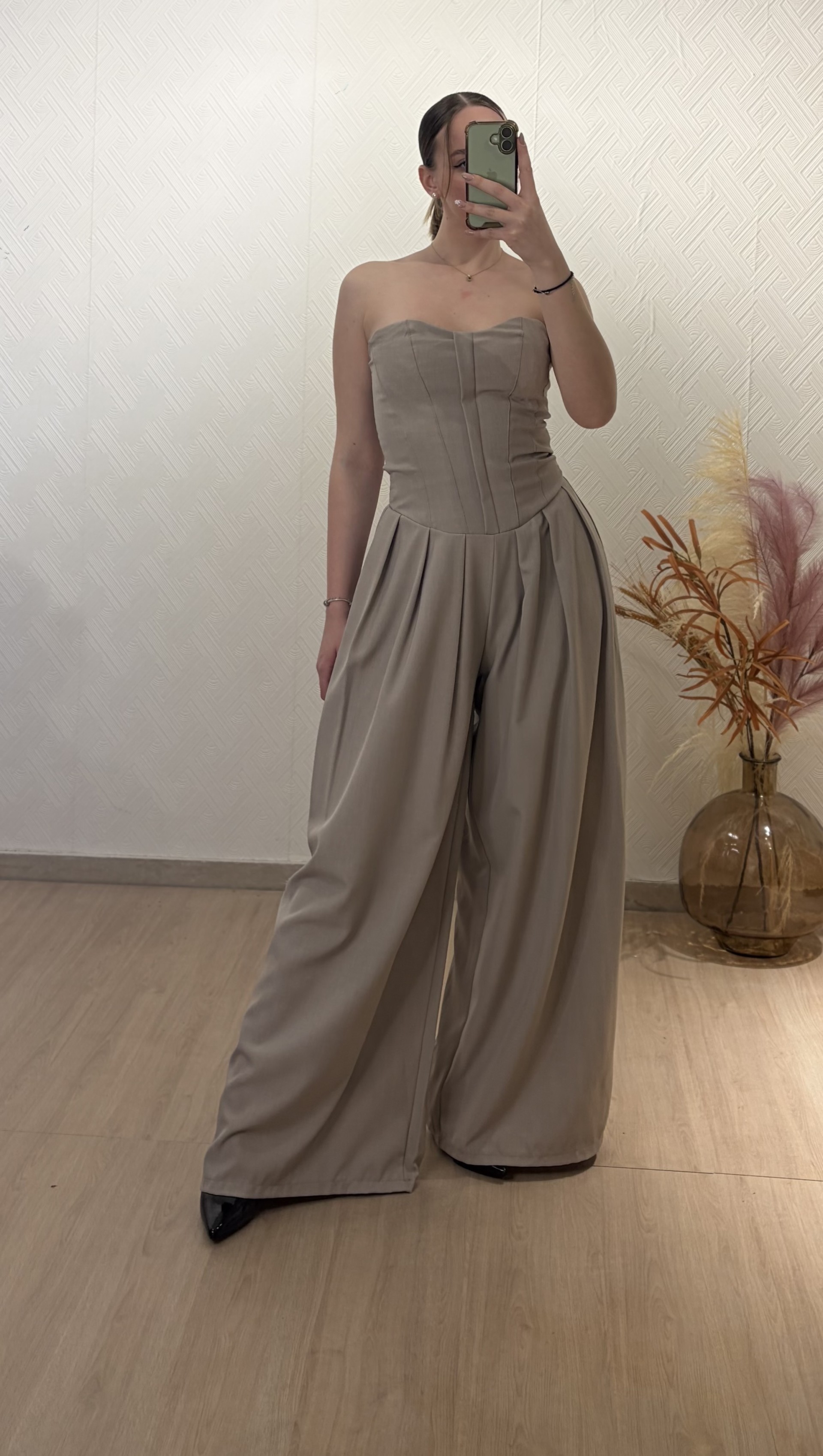 IRIS ΟΛΟΣΩΜΗ ΦΟΡΜΑ