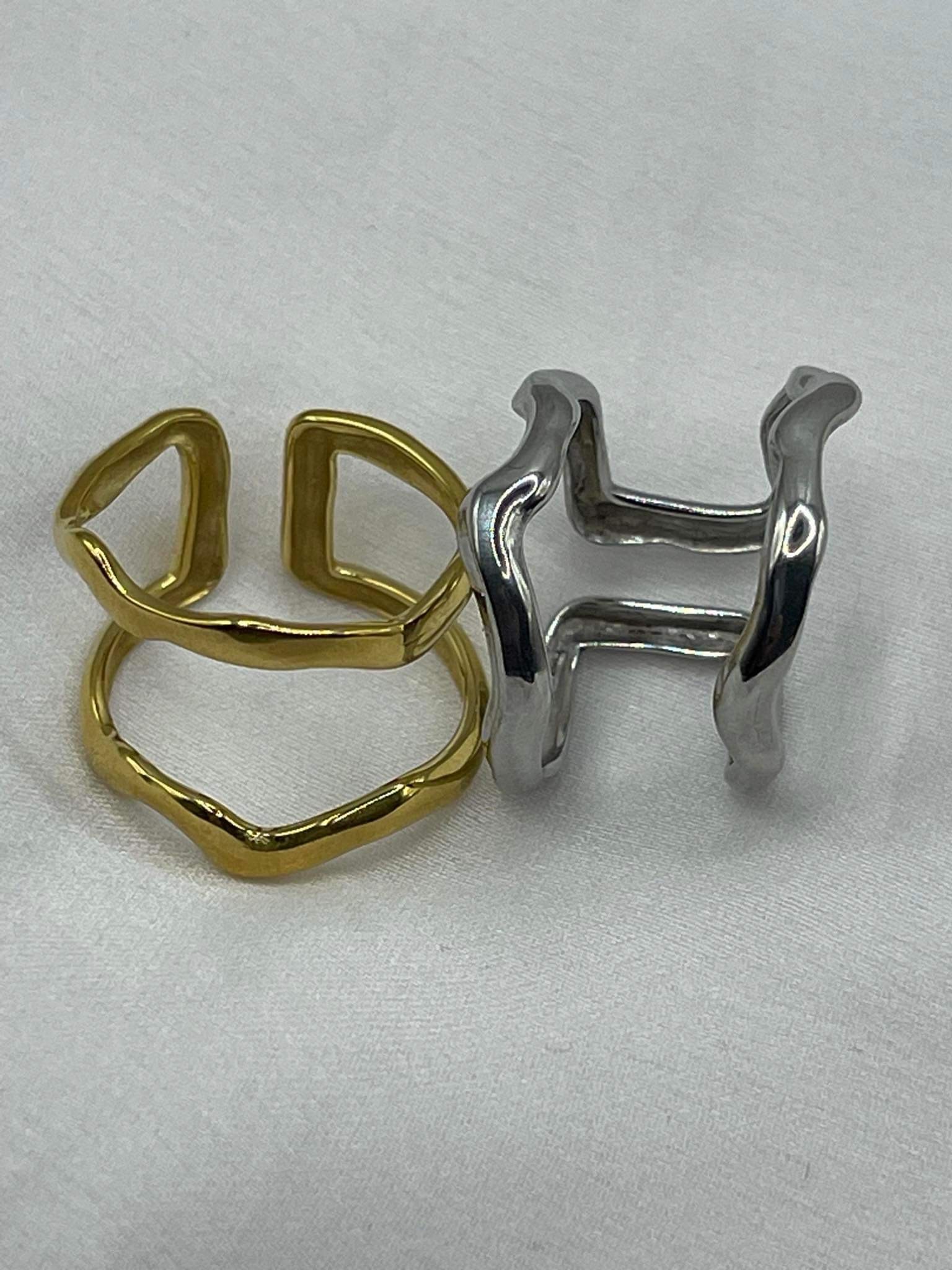 R16