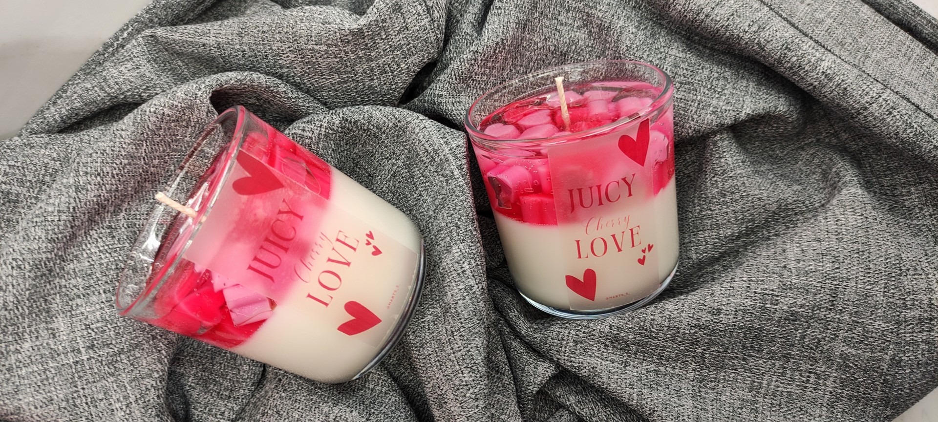  JUICY CHERRY LOVE CANDLE