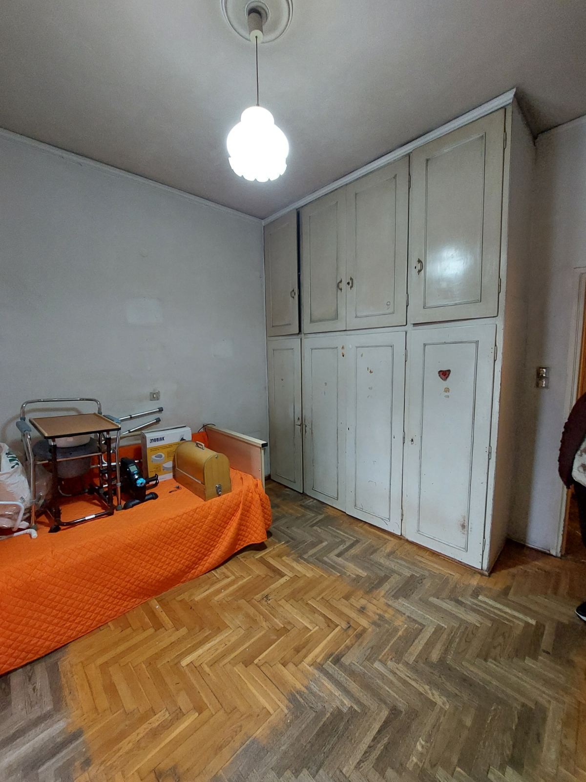 media-image