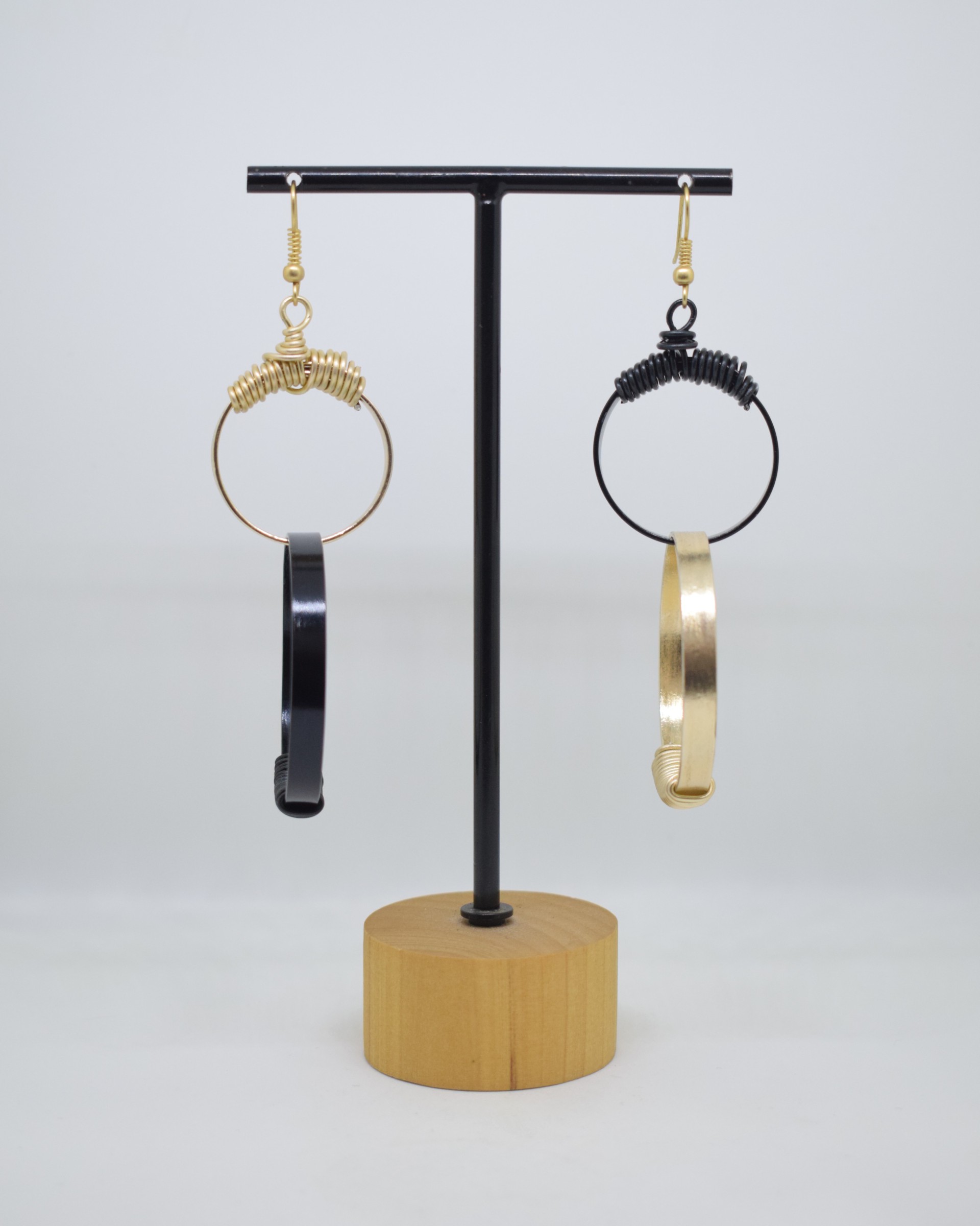 Σκουλαρίκια διπλοί κρίκοι light gold - μαύροι 