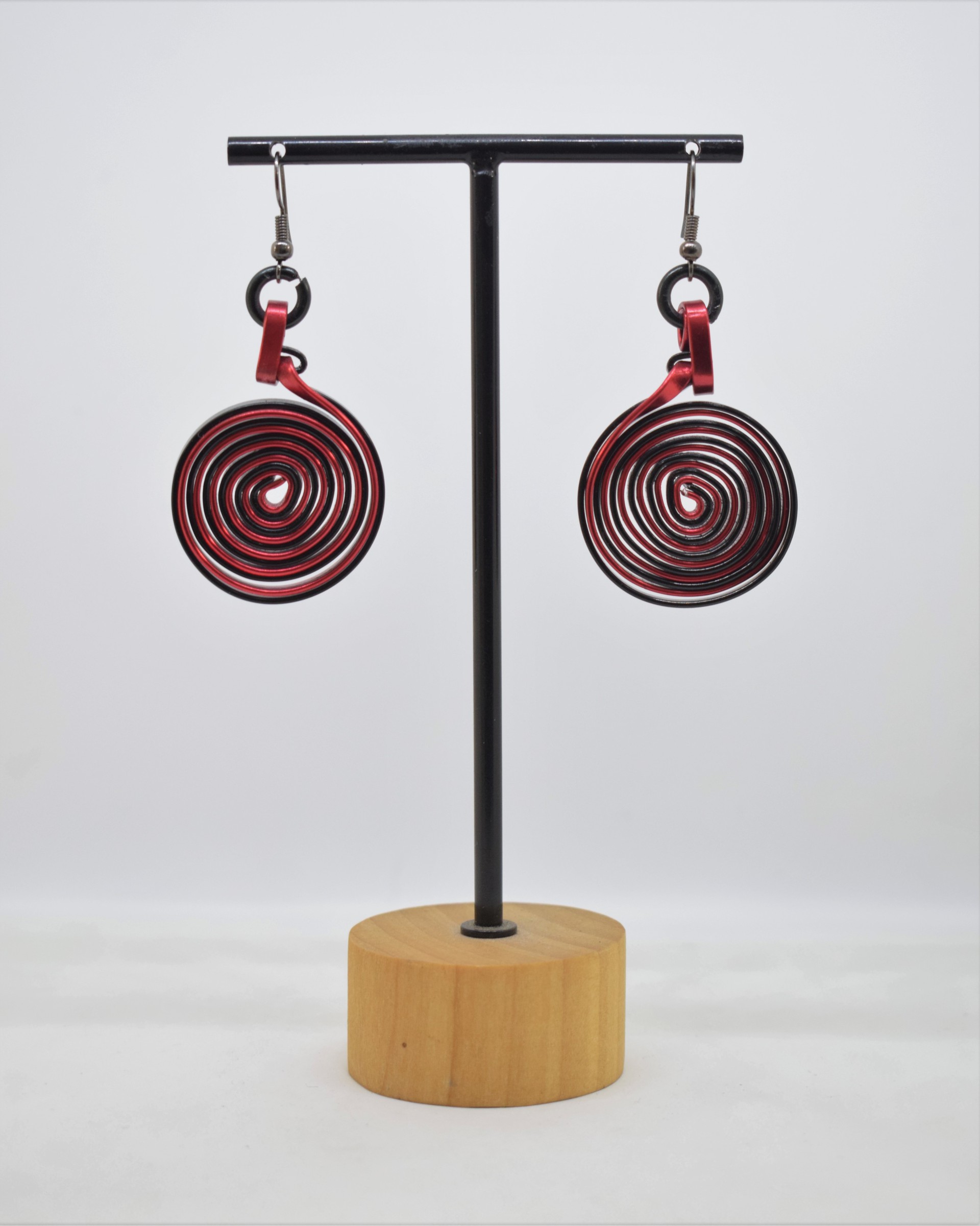 Σκουλαρίκια κόκκινες - μαύρες σπείρες