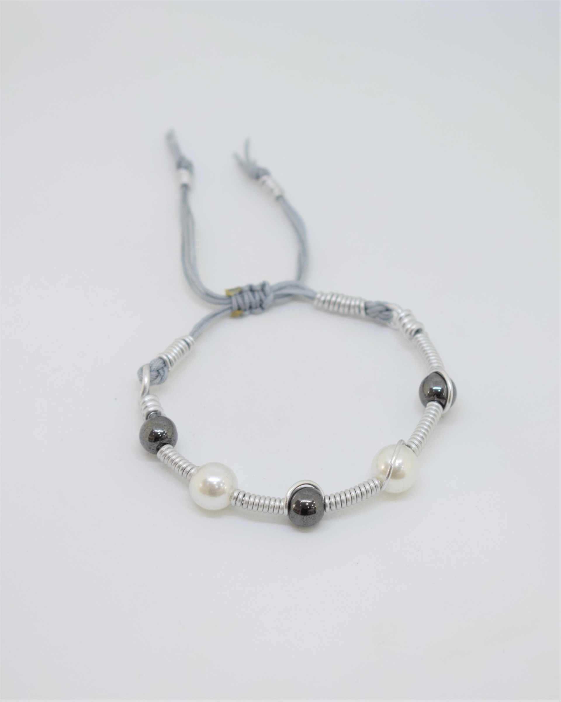 Βραχιόλι ασημί σπιράλ με πέρλες & αιματίτες 
