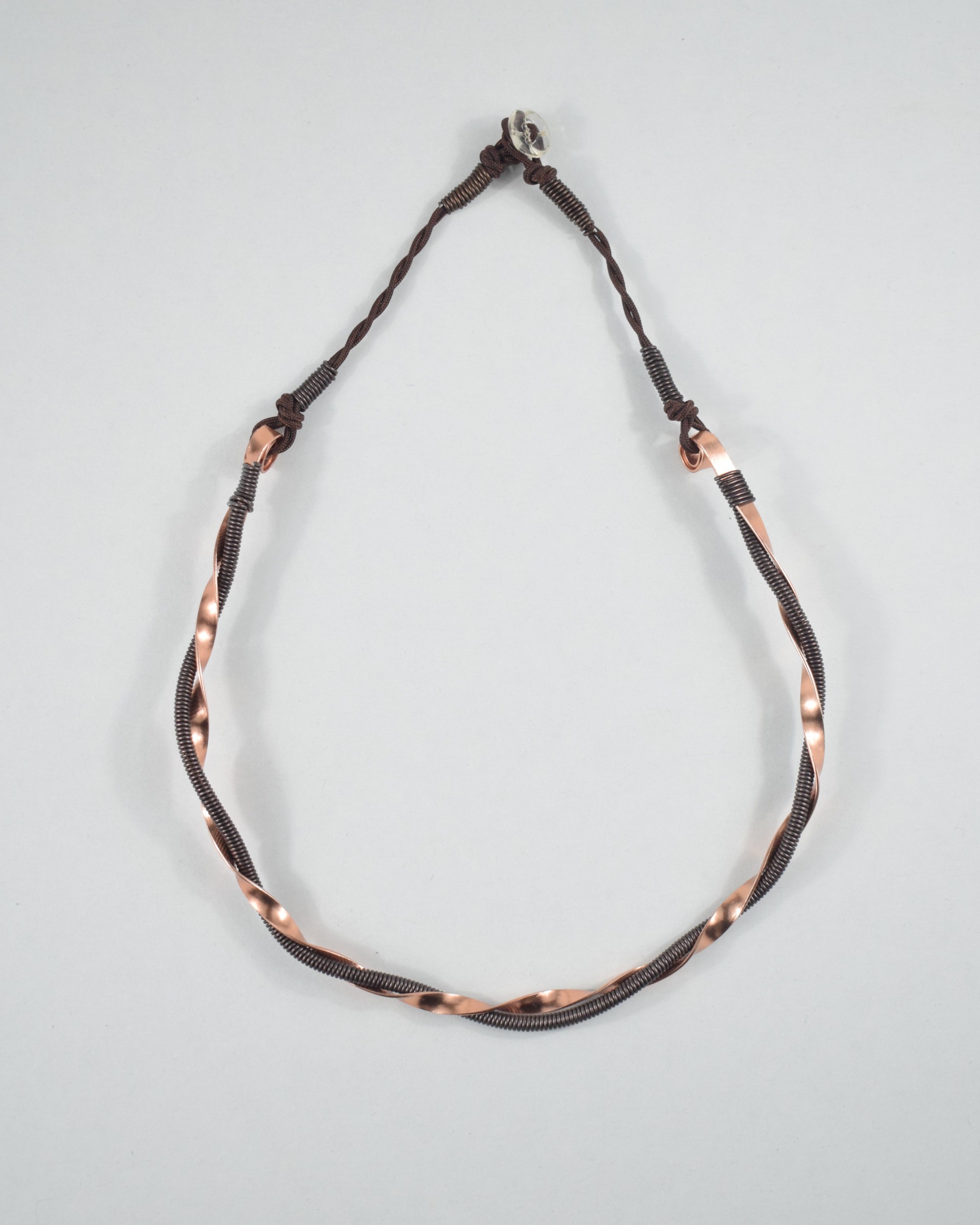 Κολιέ rose gold με καφέ σπιράλ