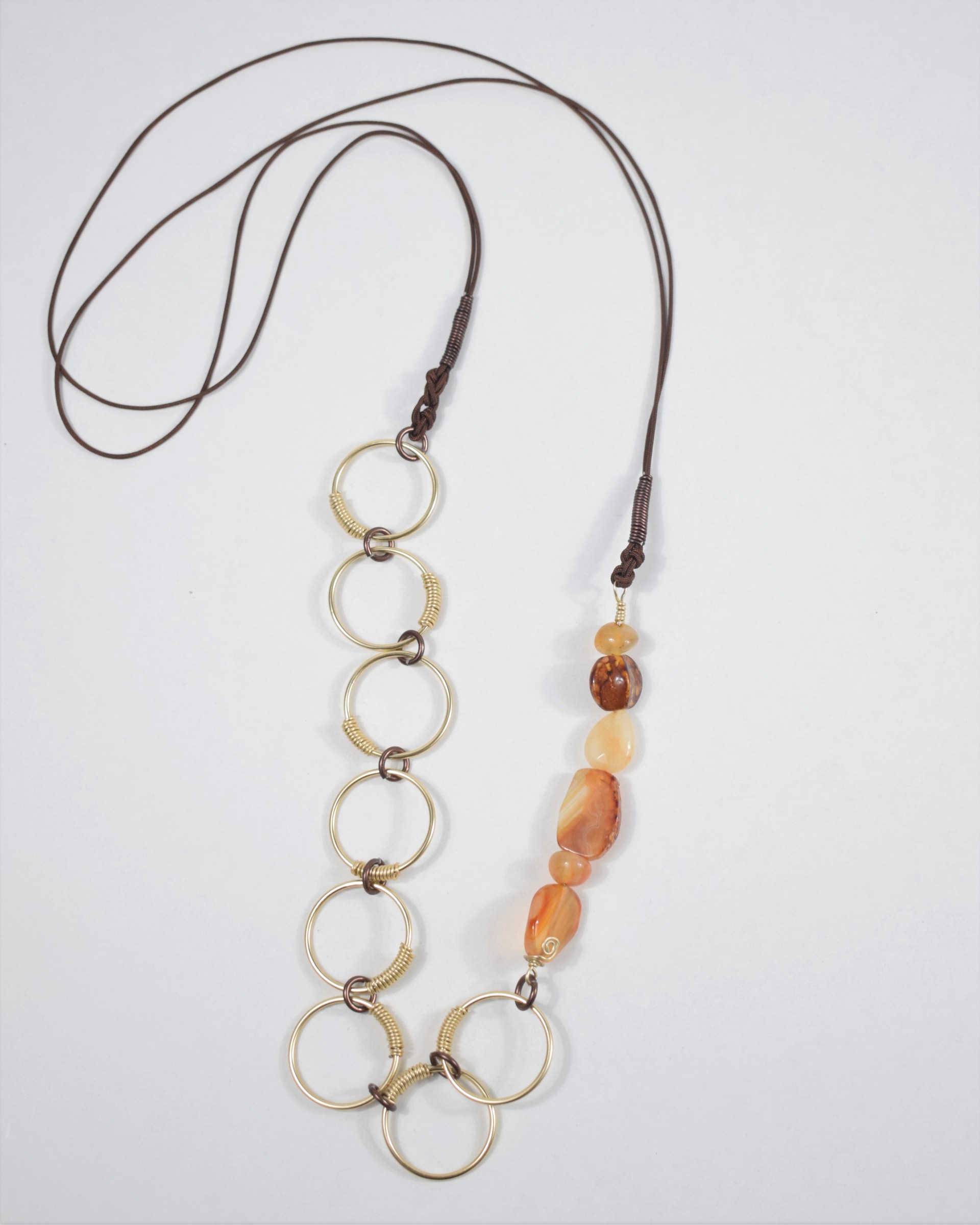 Κολιέ light gold κρίκοι με αχάτες