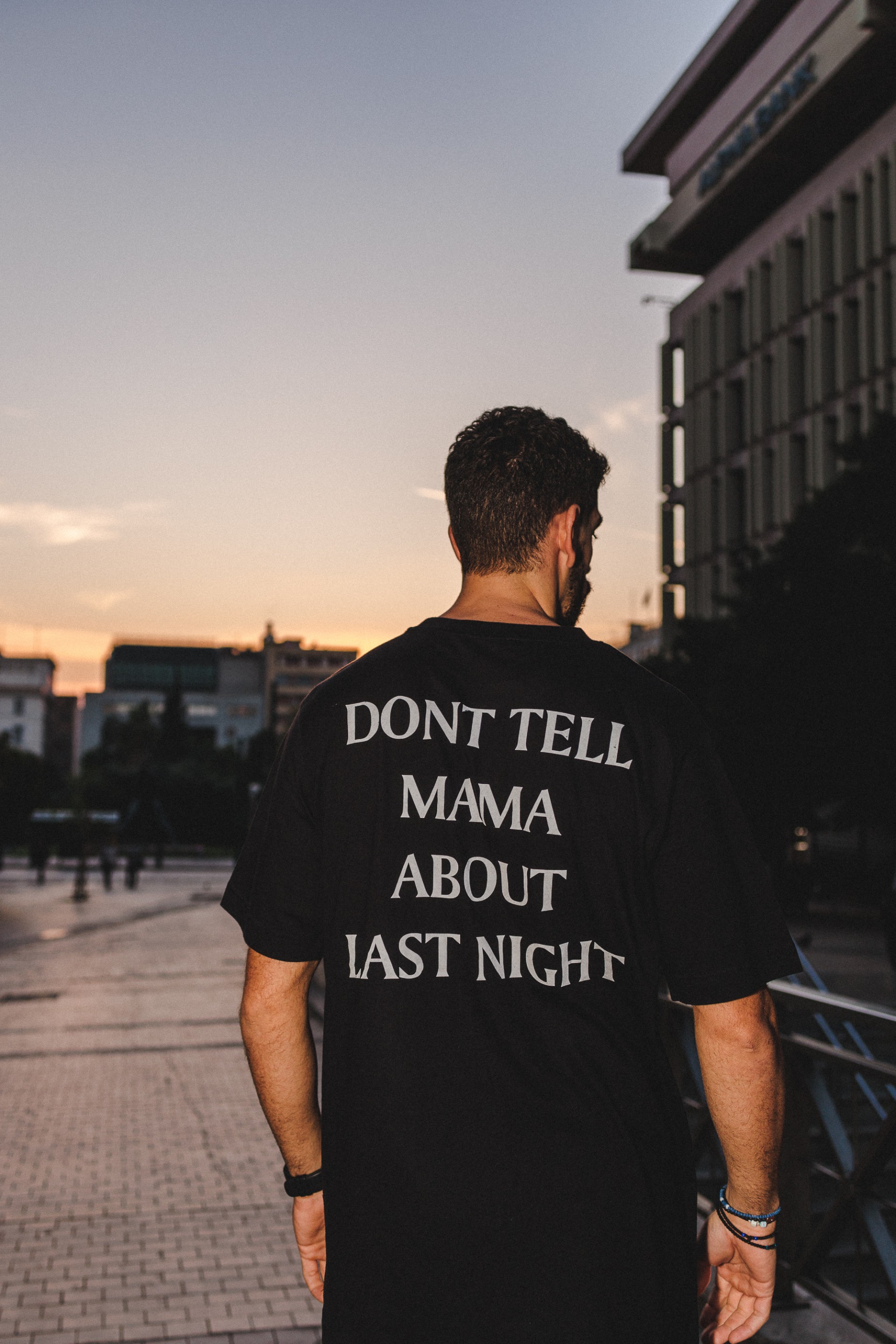 DONT TELL MAMA ABOUT LAST NIGHT OVERSIZED TEE