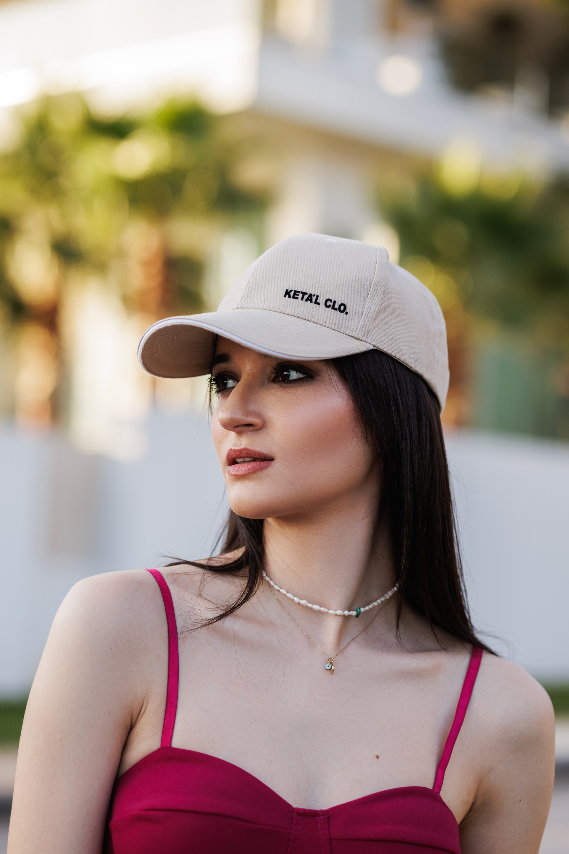 JOCKEY HAT IN SAND