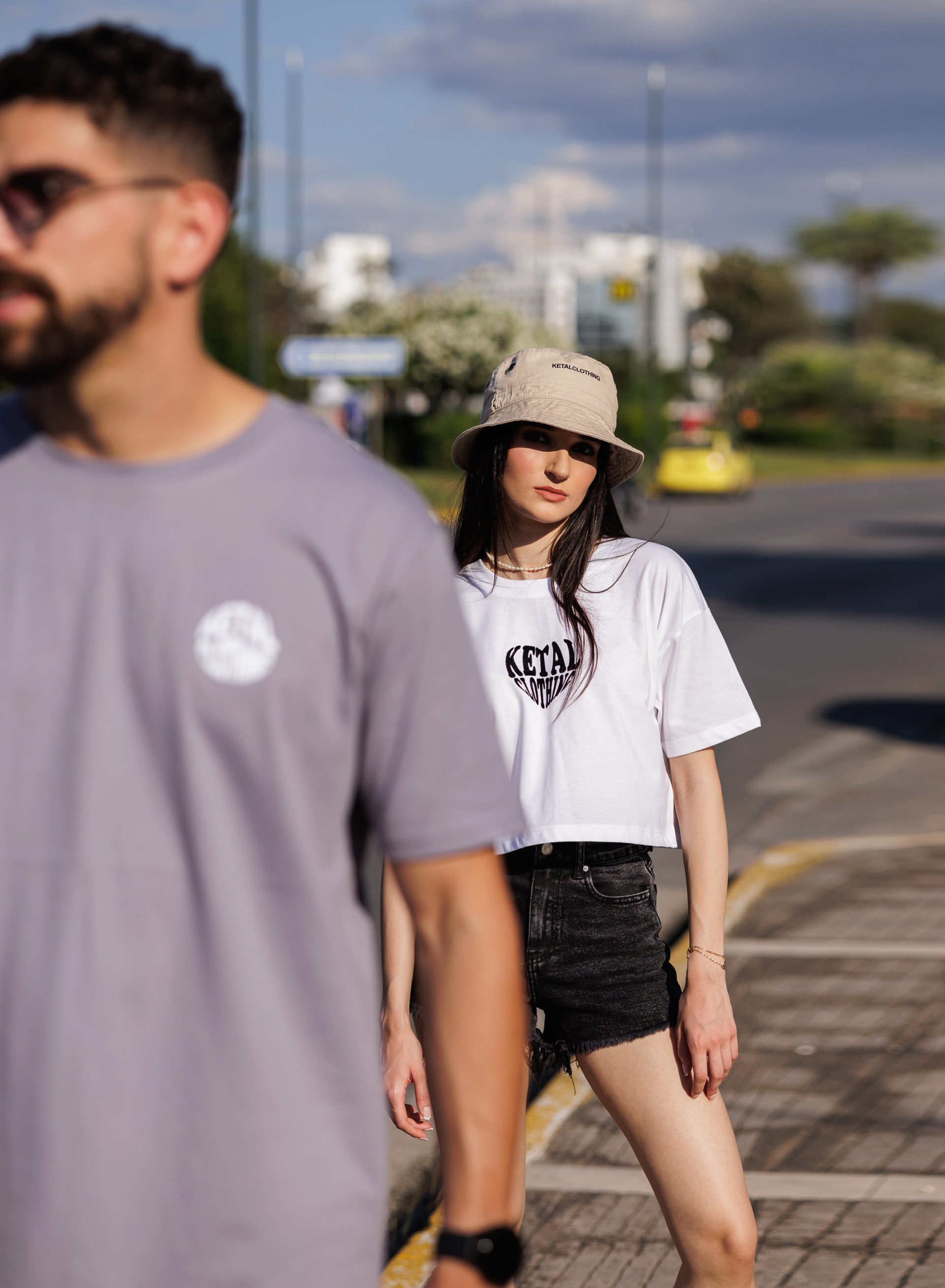 BUCKET HAT IN SAND