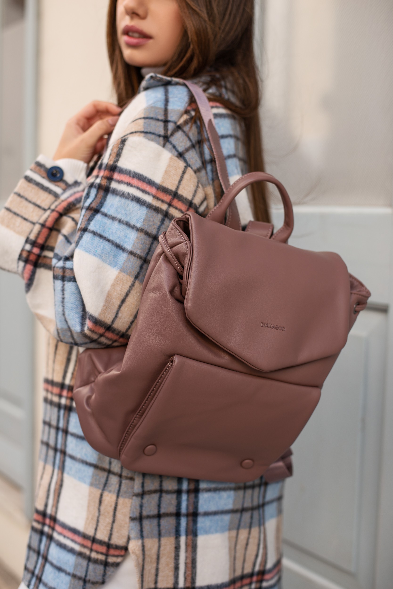 BACKPACK IN DARK PINK