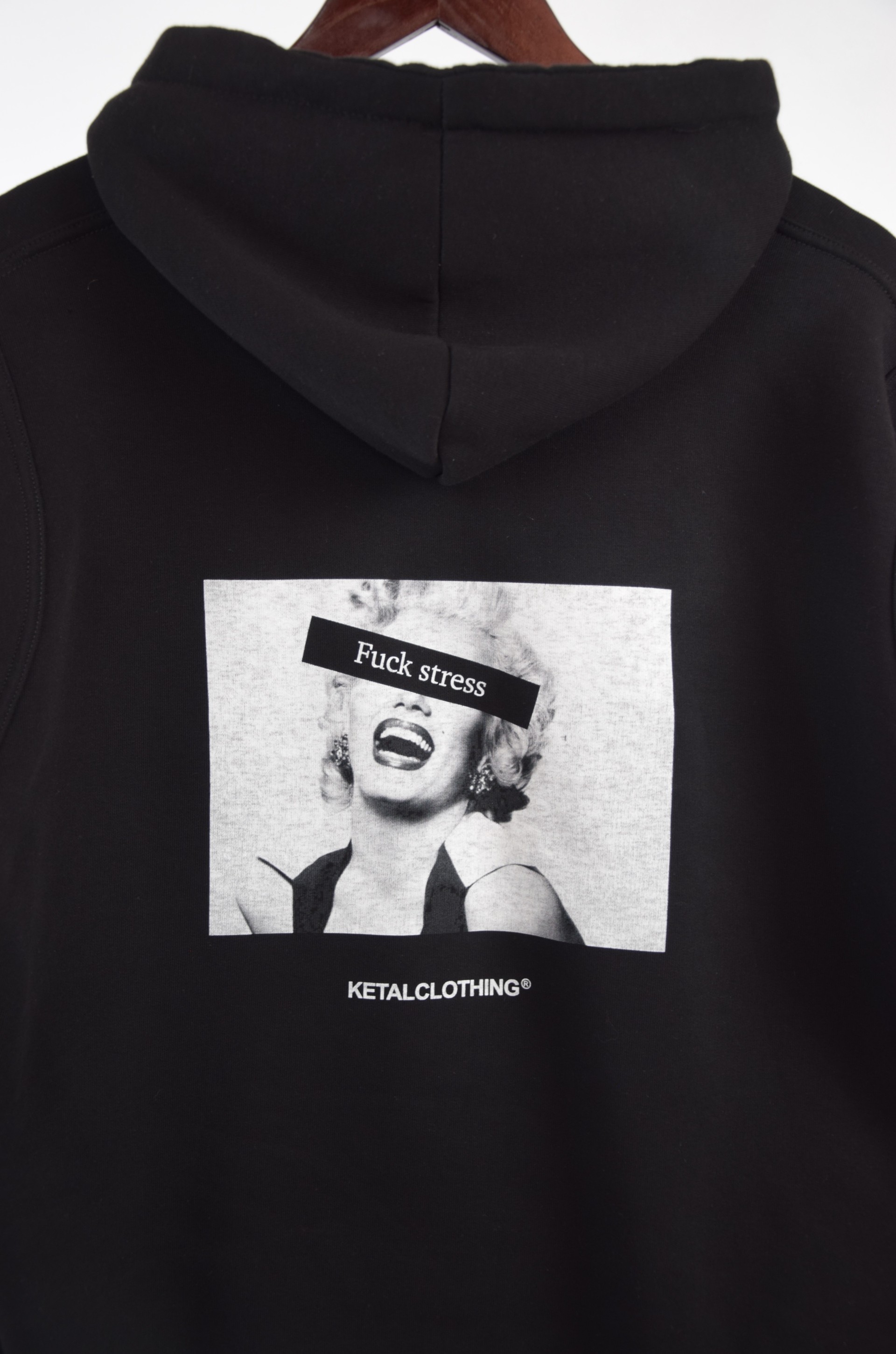 HOODIE MARILYN IN BLACK