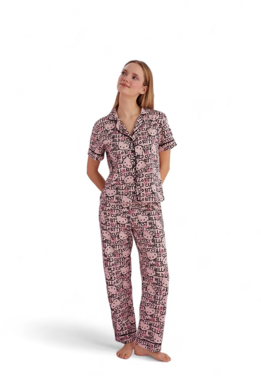 Πιτζάμα γυναικεία με κουμπιά Hello Kitty Pink Love