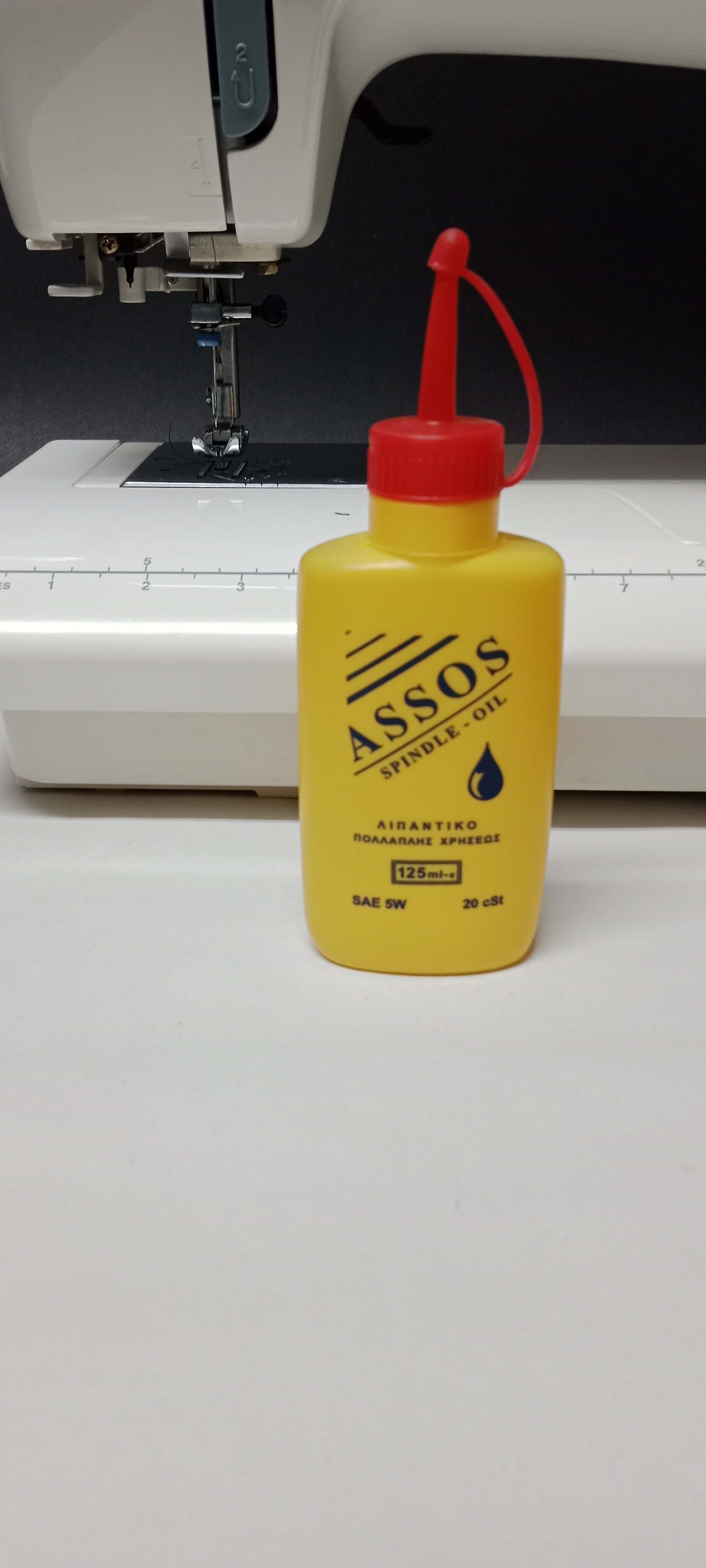 ΛΑΔΙ  ΓΙΑ ΡΑΠΤΟΜΗΧΑΝΗ ΜΙΚΡΟ ASSOS 125 ml.