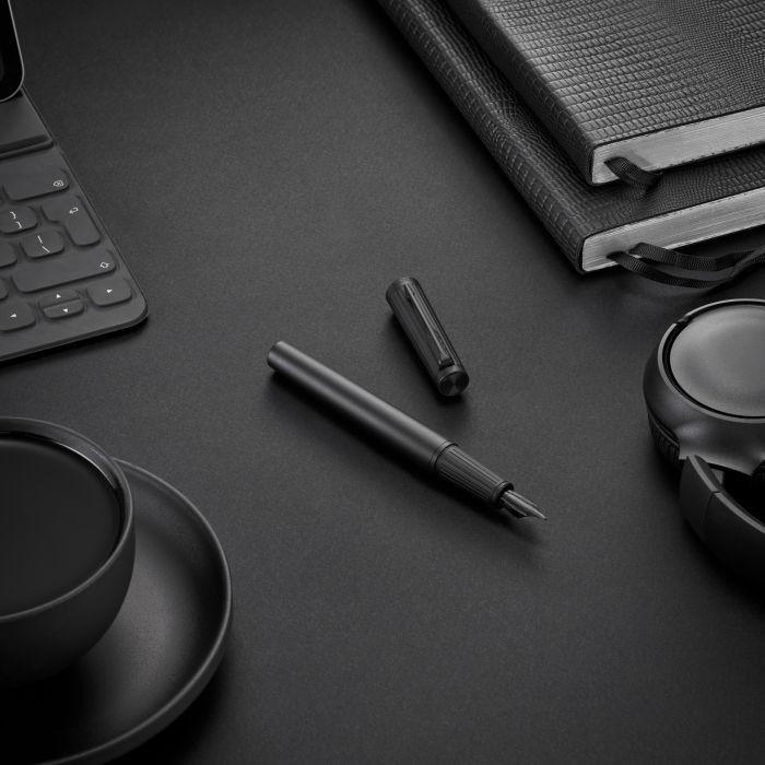 Ρ INGENUITY CORE BLACK BT BPen