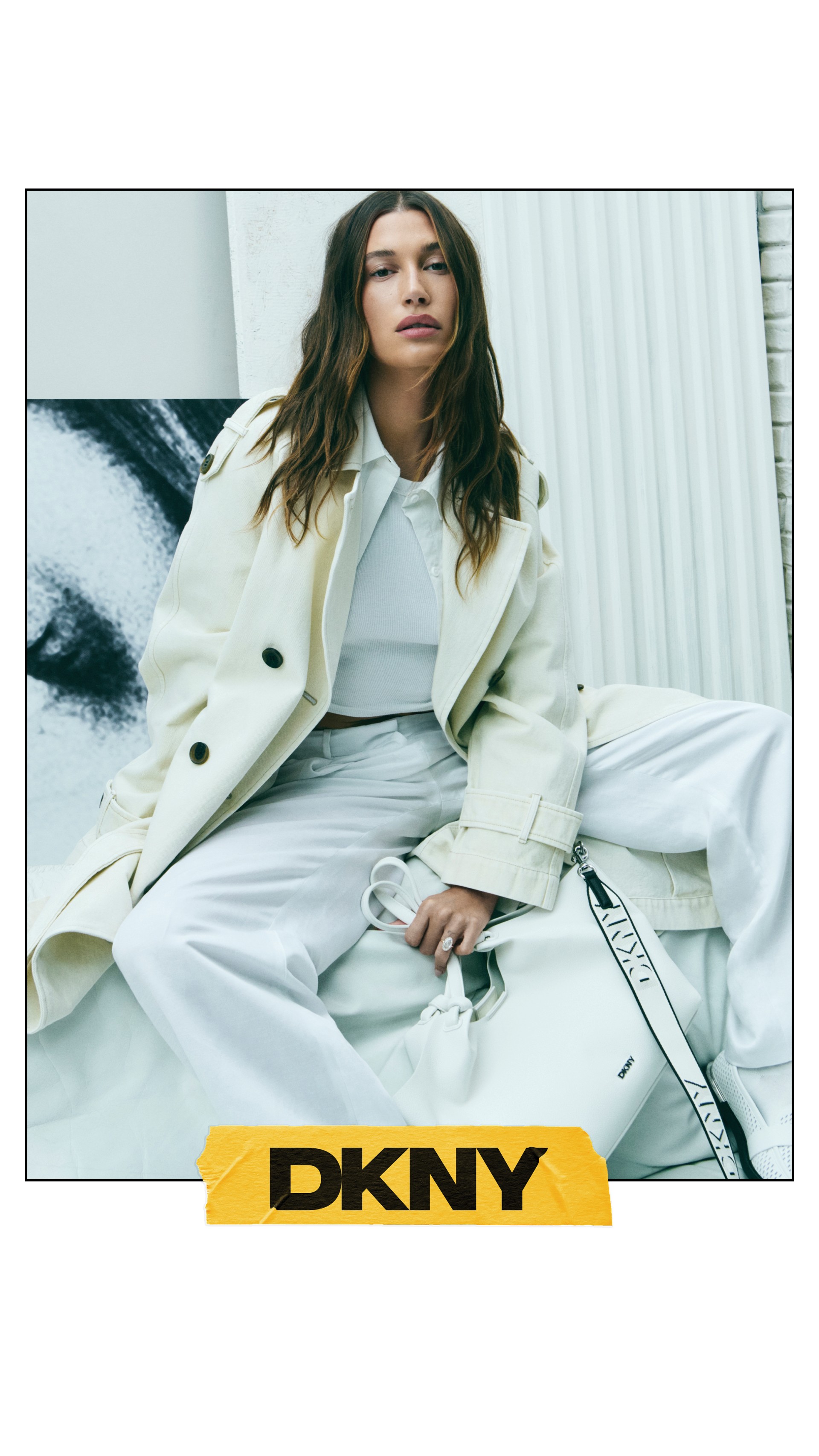 ΚΑΜΠΑΡΝΤΙΝΑ ΕΚΡΟΥ DKNY