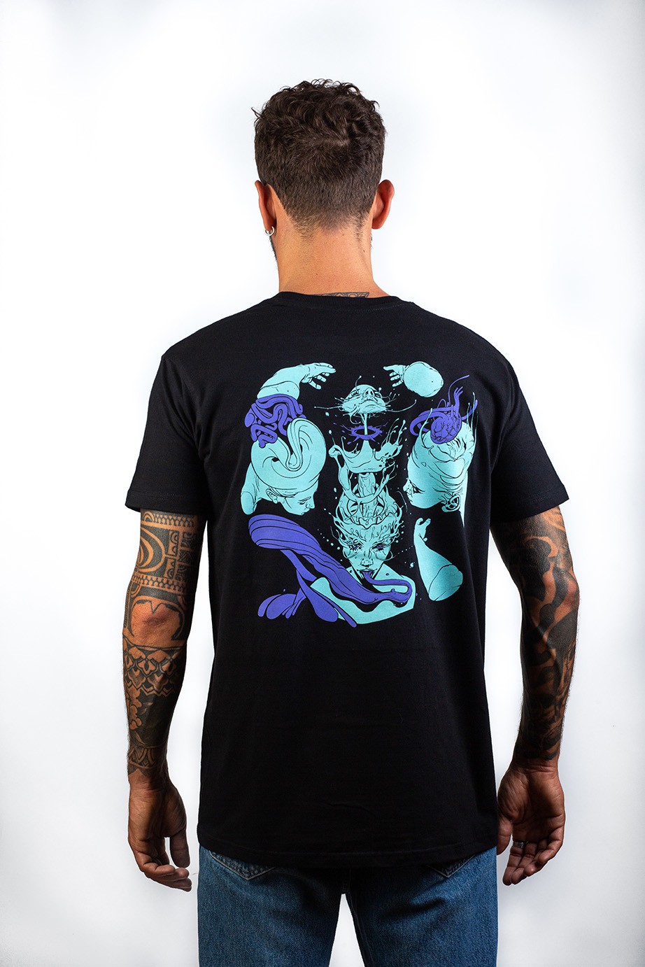 Override tee