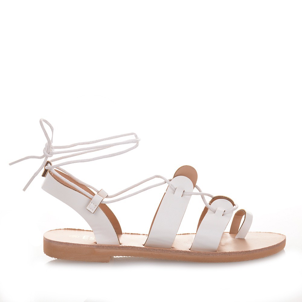 Γυναικεία λευκά σανδάλια lace up Famous