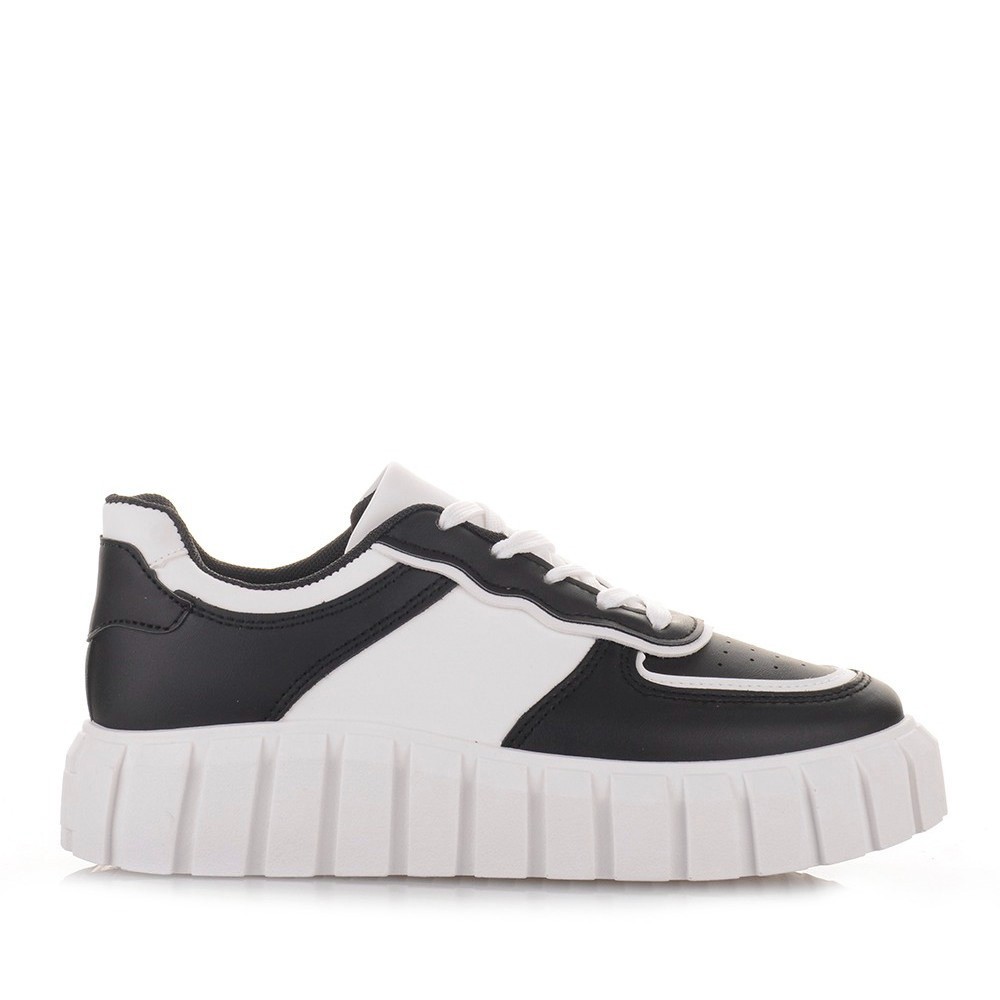 Γυναικεία sneakers με συνδυασμό χρωμάτων Famous