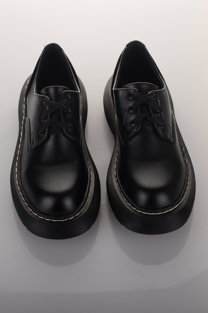 Μαύρα chunky oxford Famous
