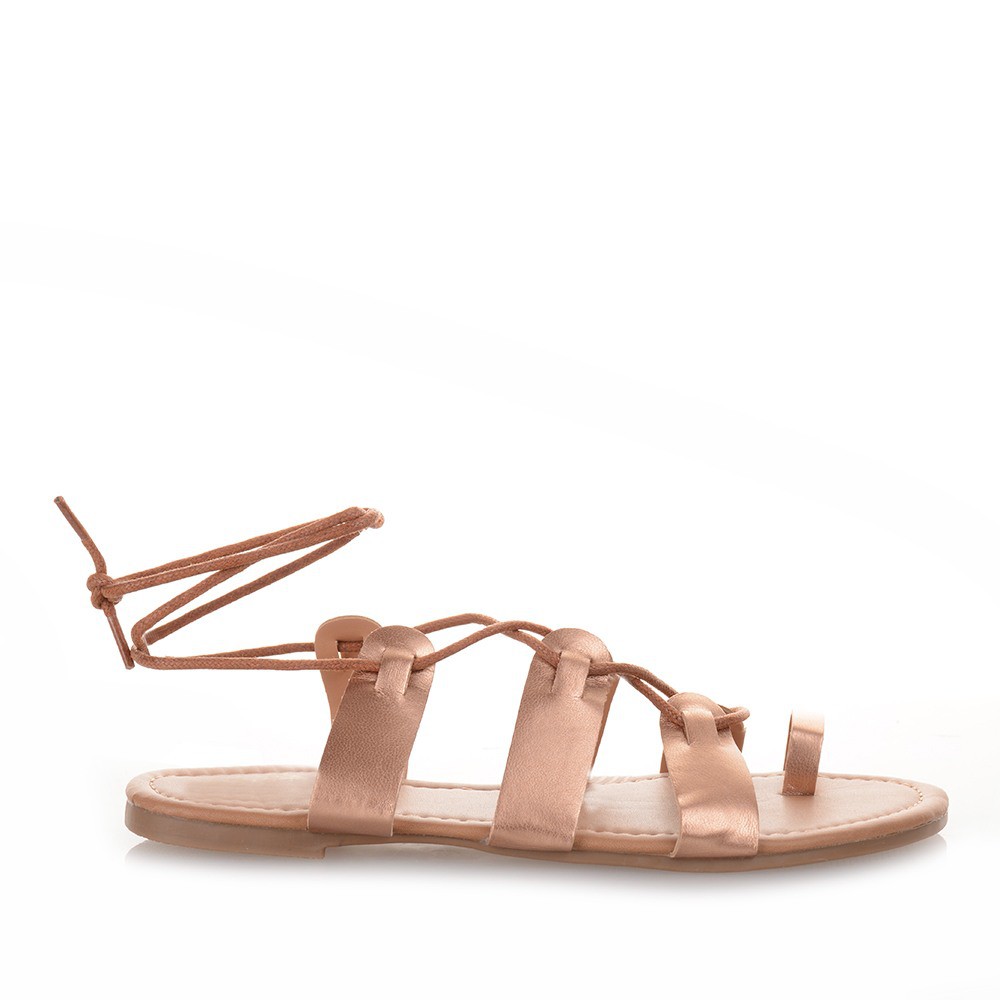 Lace up σανδάλια σε χρυσό χρώμα Famous