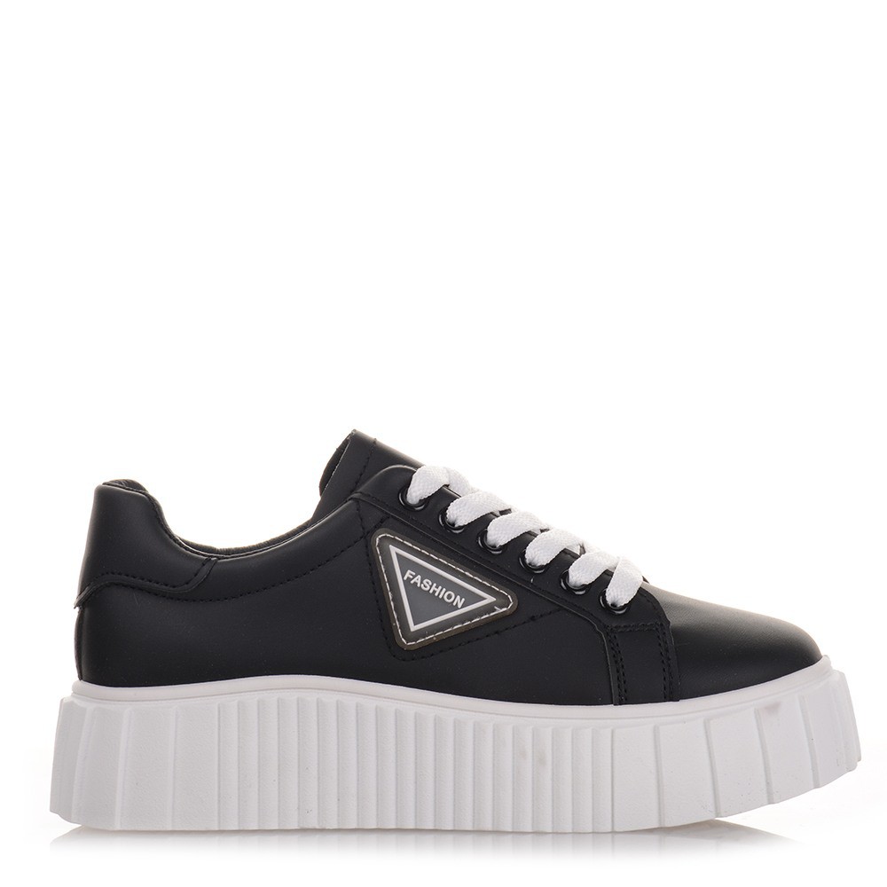 Γυναικεία sneakers σε μαύρο χρώμα με λευκή σόλα Famous