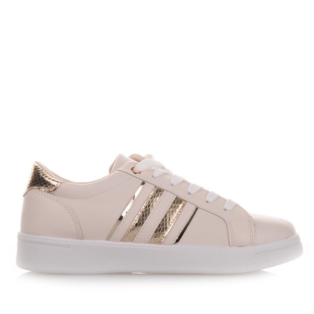 Γυναικεία sneakers σε μπεζ χρώμα με κορδόνια Famous