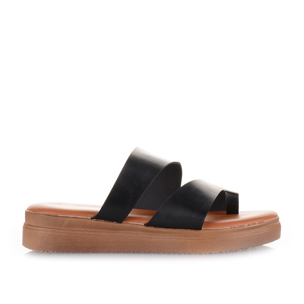 Μαύρες flatforms με φάσα Famous