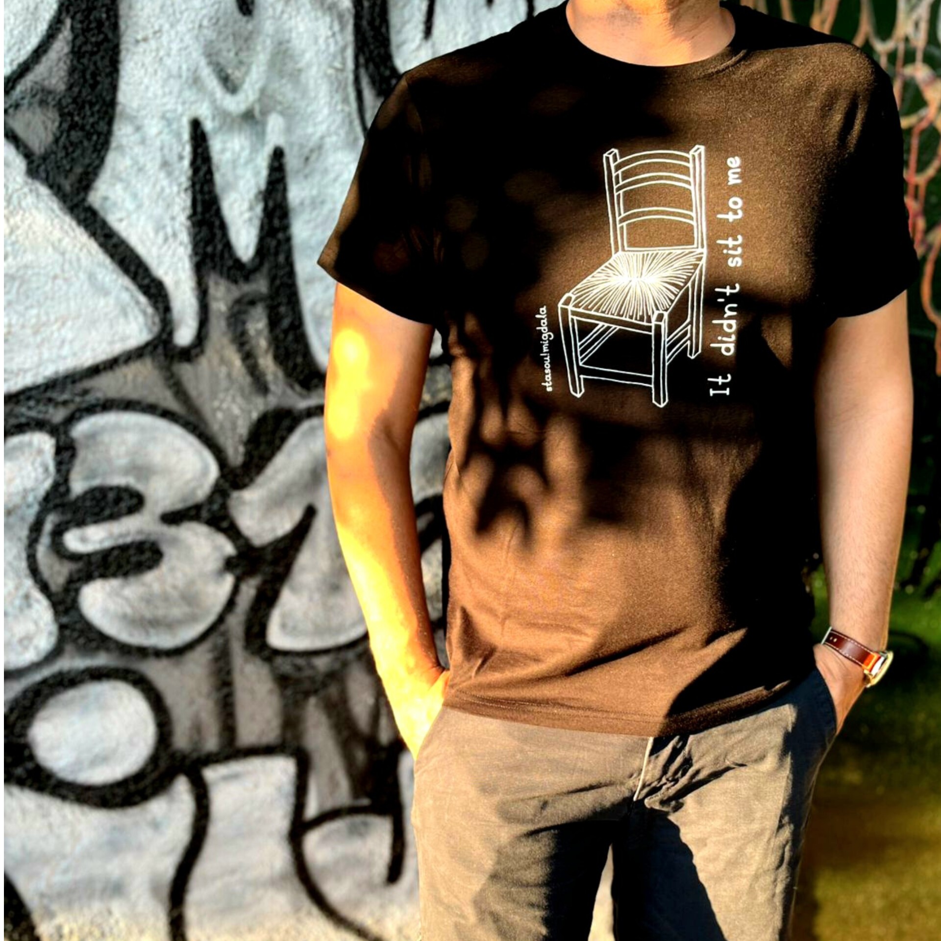 T-shirt black sit