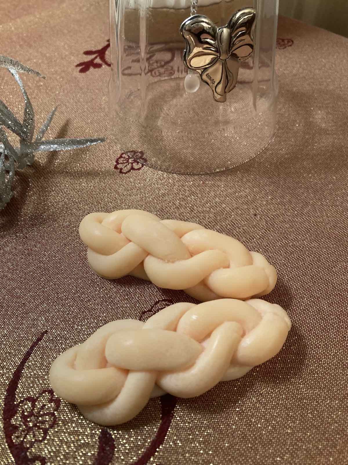 Wax melts τσουρέκι