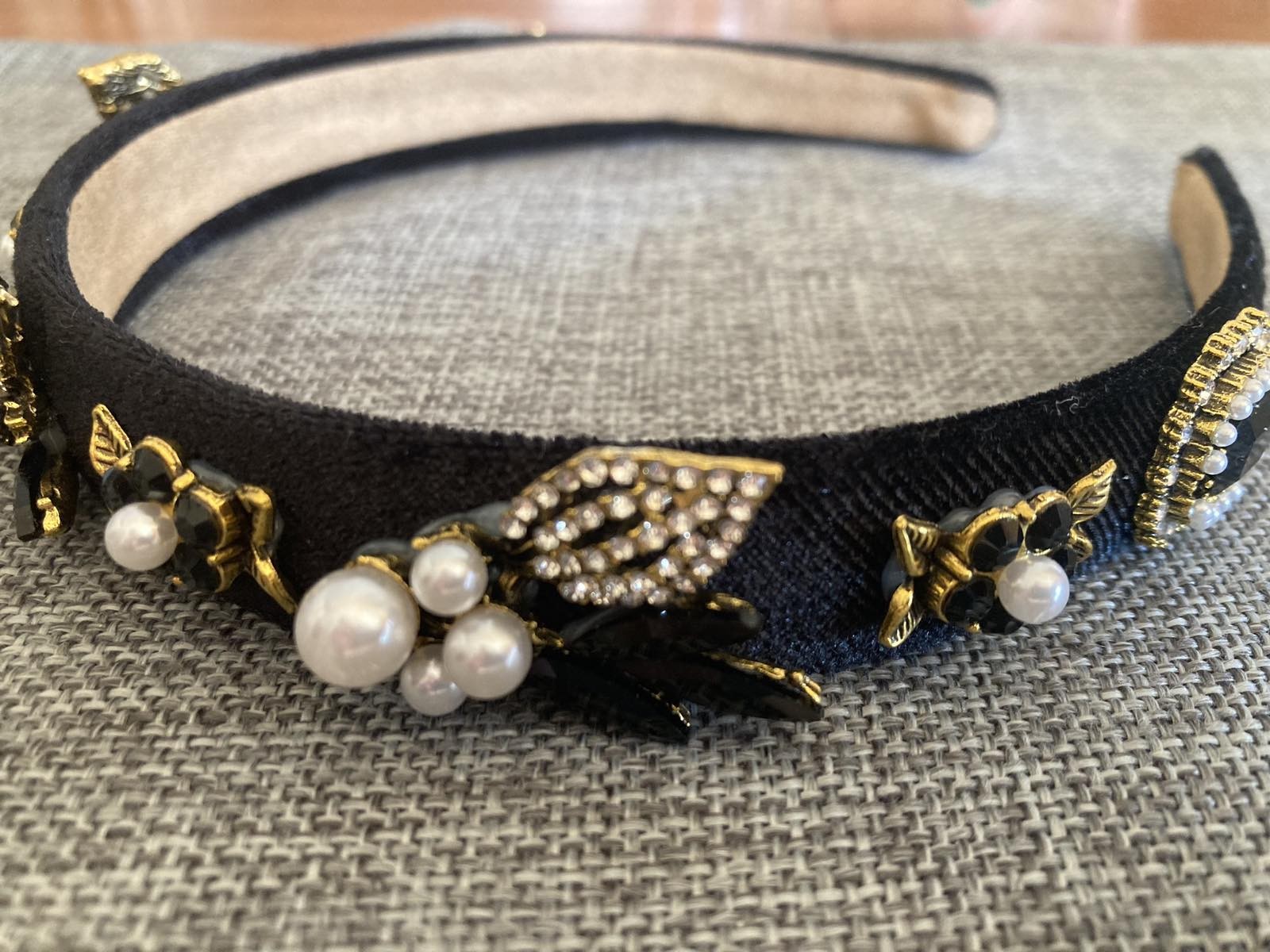 Headpiece black glitter