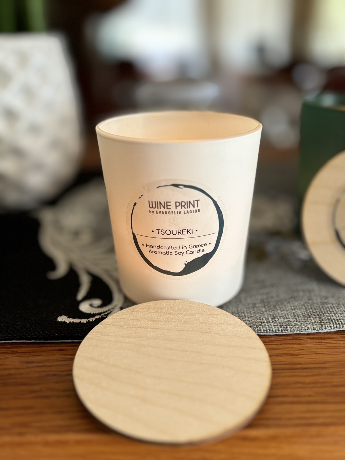 Τσουρέκι white ceramic cup