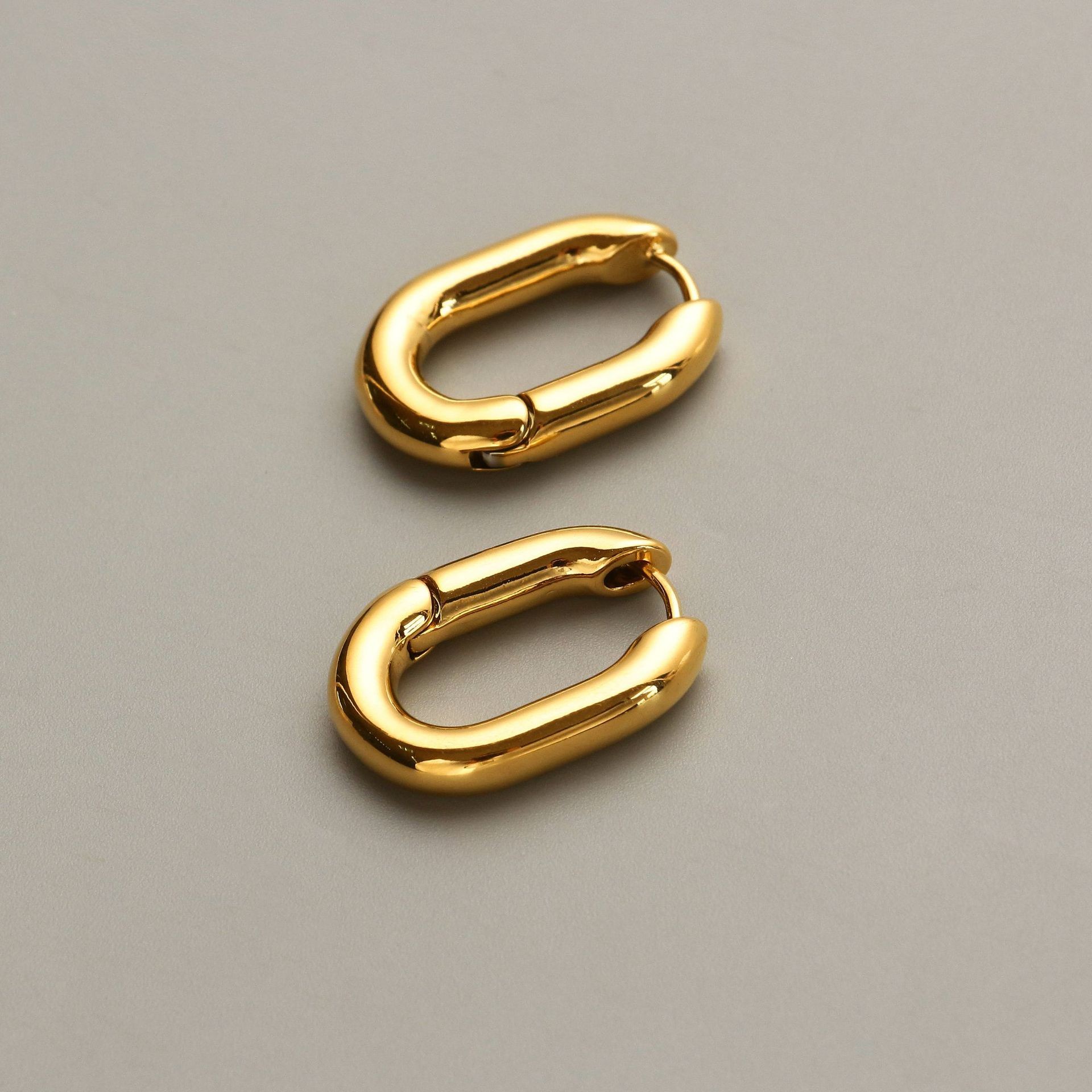 "Ester" 18K Golden Statement Hoops