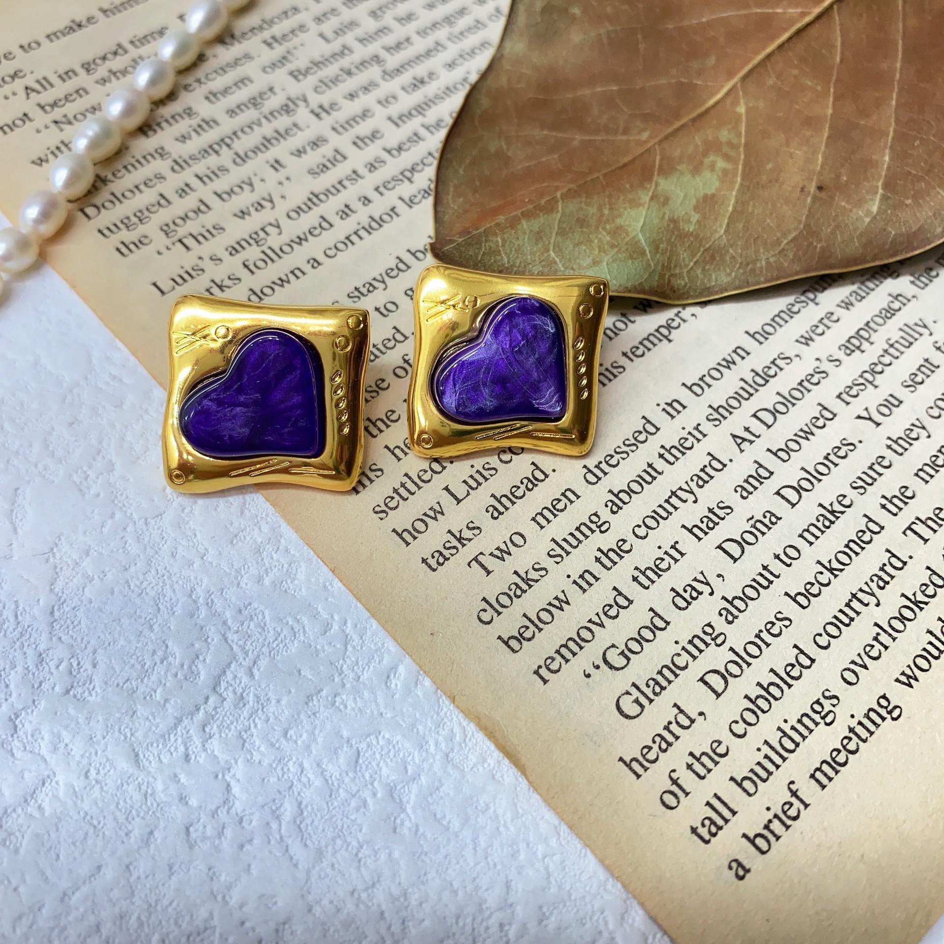 "Viola" 18K Golden Natural Stone Heart Earrings