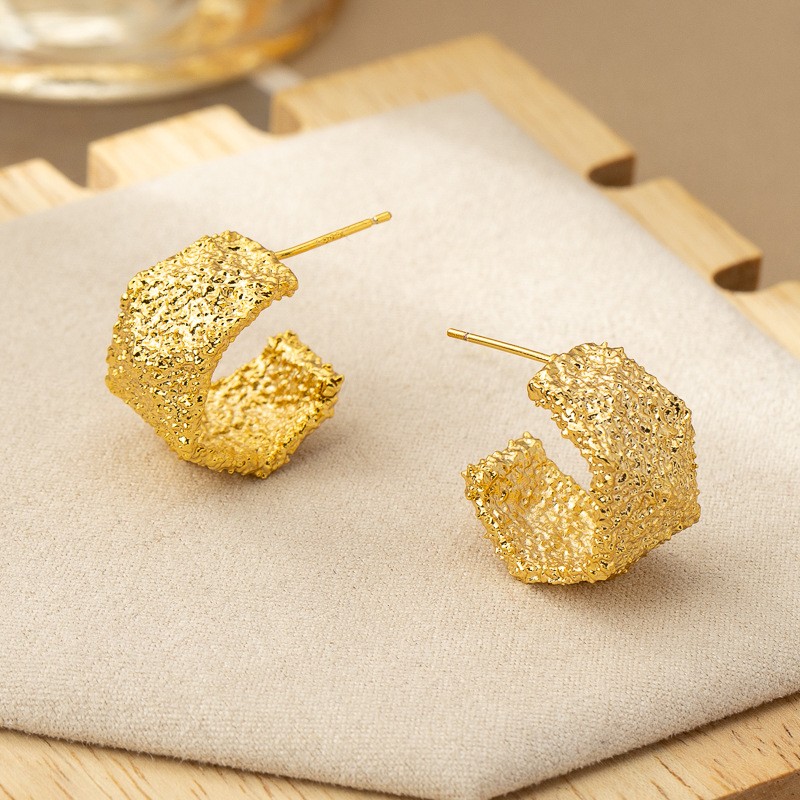 "Dovere" 18K Golden Luxury S925 Earrings